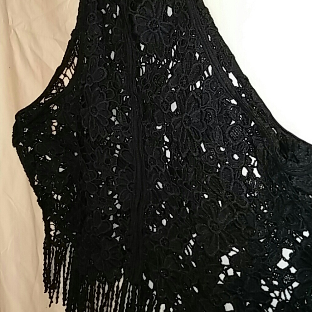 Top - Picture 4 of 4